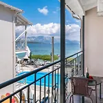 Apartment Club - 10 *